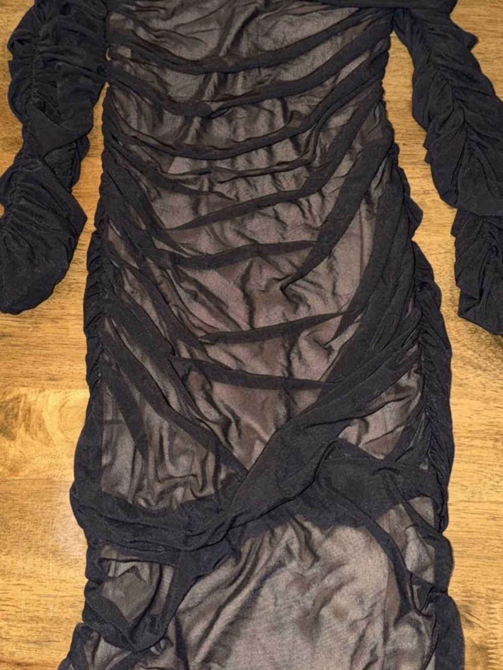 Dress - Picture 3 of 4